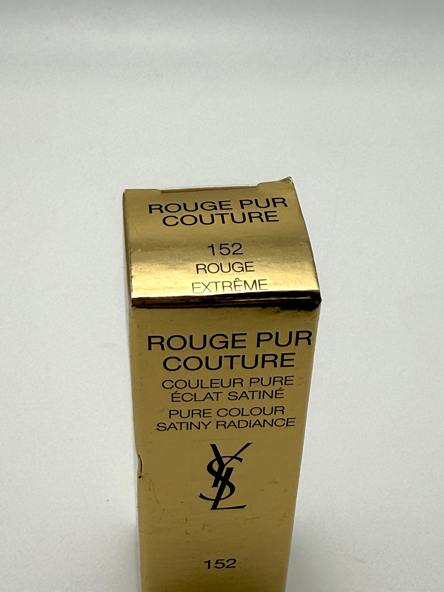 Yves Saint Laurent Rouge Pur Couture 152 Rouge Extrème Rossetto Satinato YSL Beauty Trucco Make up