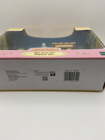 Sylvanian Families 5640 Set Barbeque per Picnic ragazza Elefante