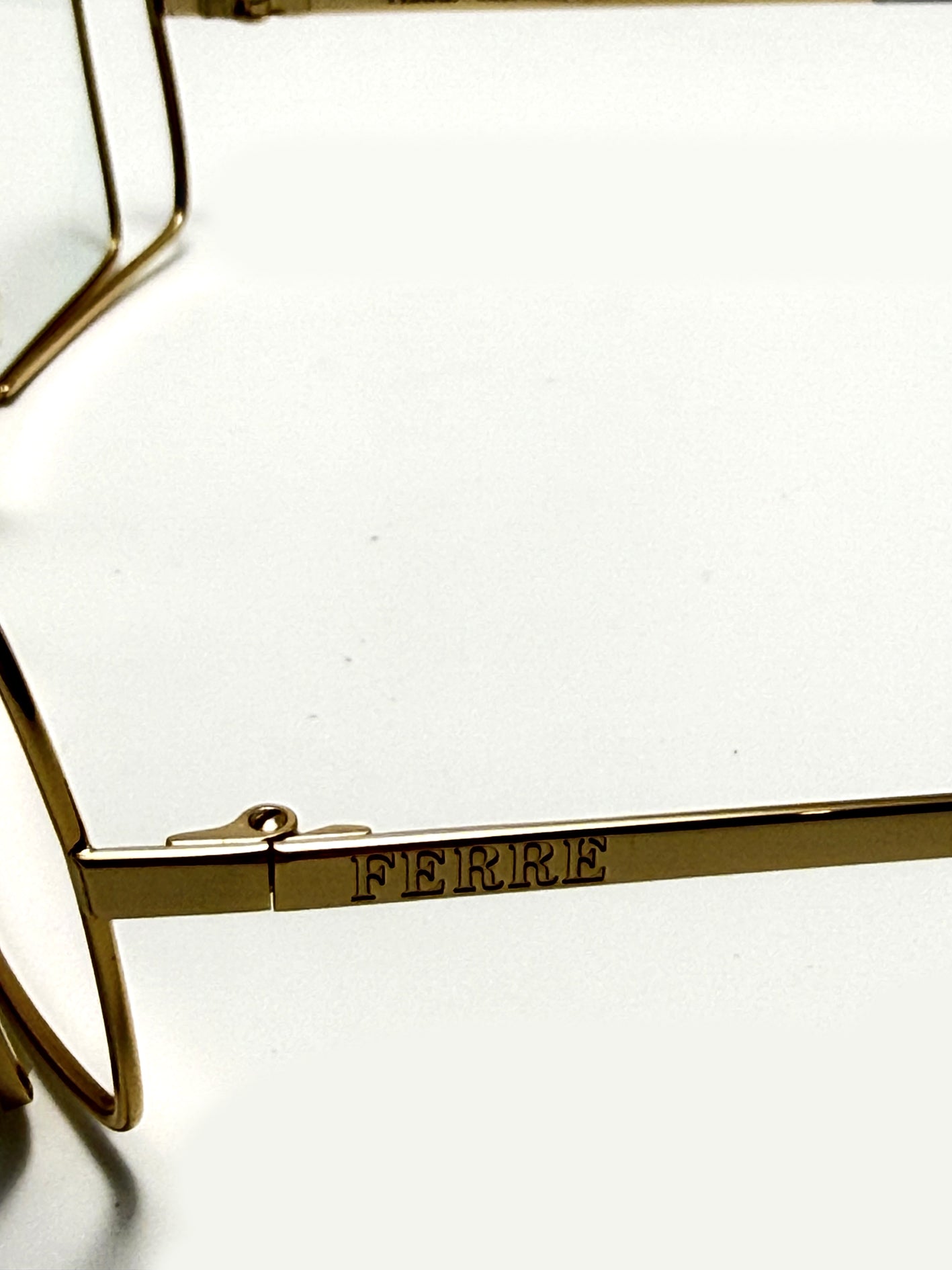 Gianfranco Ferré GF50701 Occhiali da sole Uomo Donna Light Lens Made in Italy