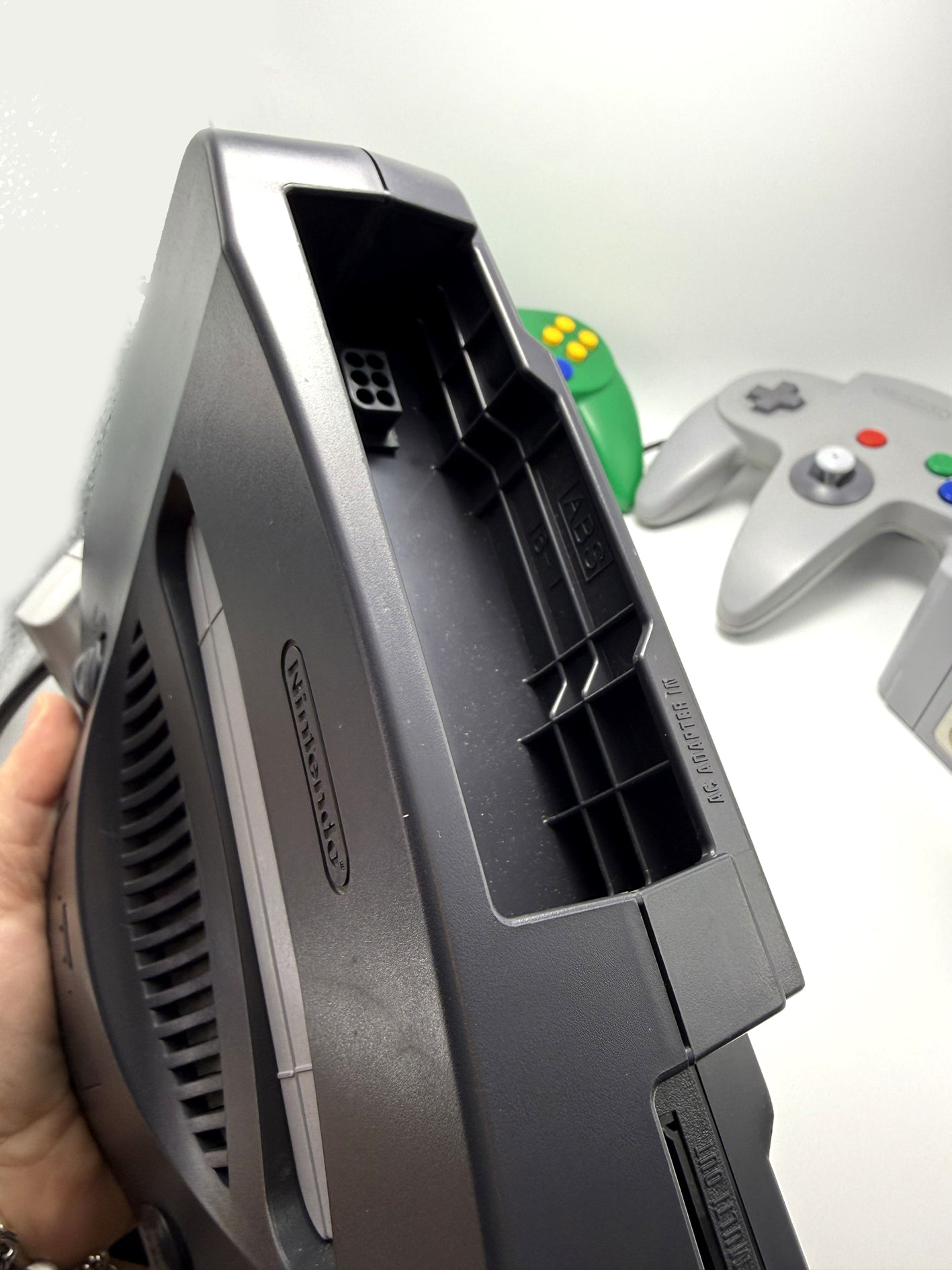 Nintendo 64 N64 Console PAL - 2 Controller - Alimentatore - 1 Gioco - Cavo Video e Adattatore Scart/RCA