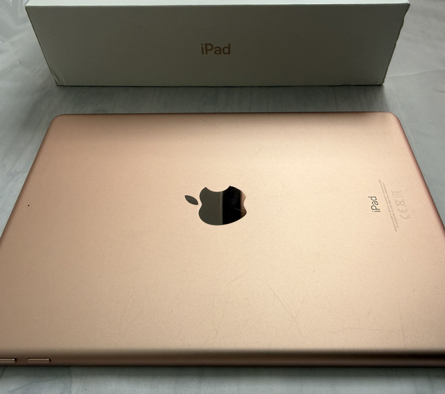iPad 9.7" A1893 Apple 6° Generazione 6th generation 2018 Wi Fi 128 GB Rose Gold scatola originale