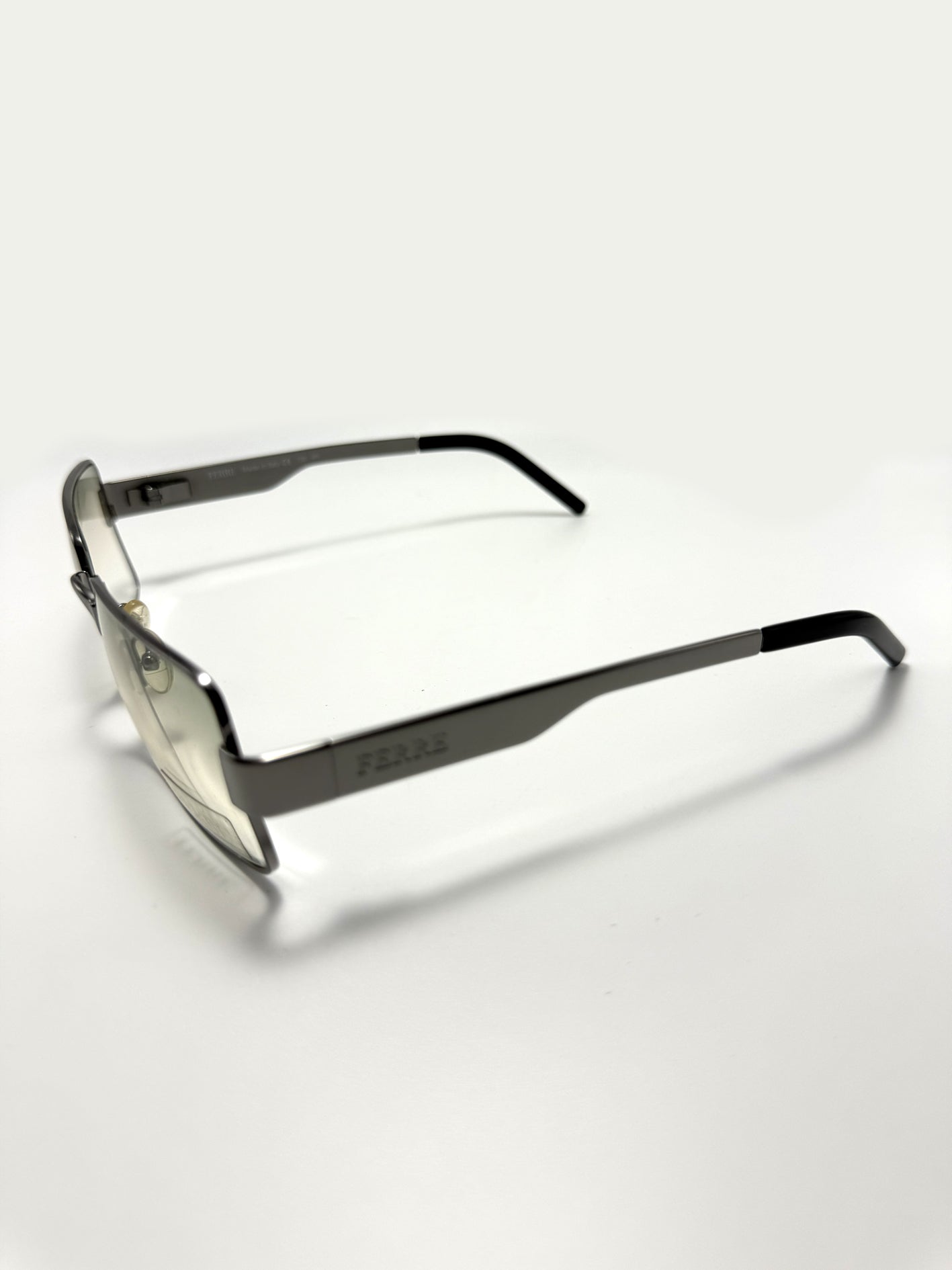 Gianfranco Ferré GF51003 Occhiali da sole Uomo Donna Smoked Lens Made in Italy
