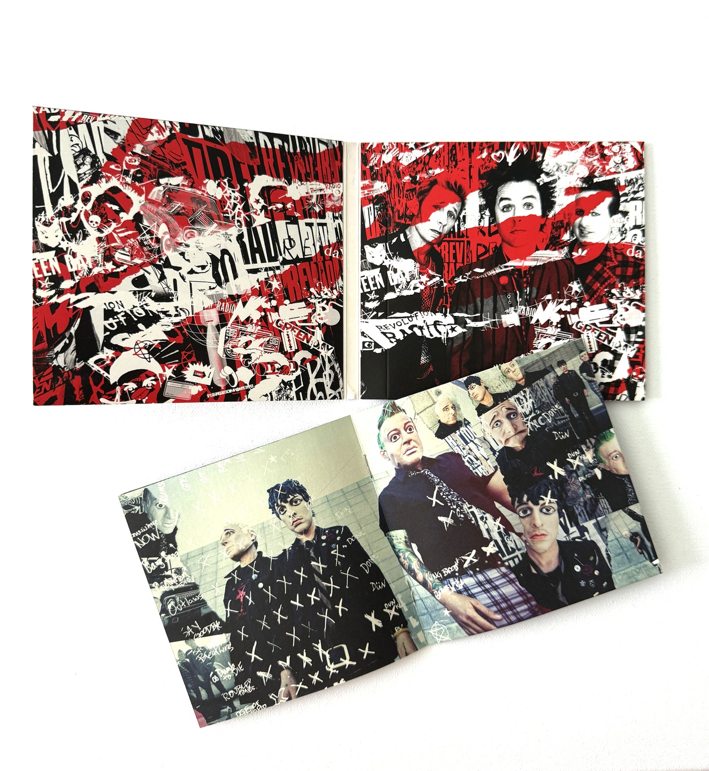 Green Day CD Revolution Radio 2016