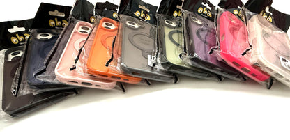 Cover rigida magnetica semitrasparente con supporto integrato Iphone 17 smartphone