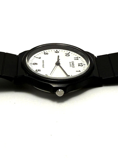 Casio MQ-24 orologio unisex Vintage Water resistant Stainless Steel