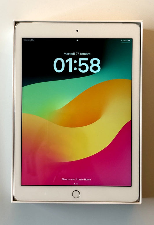 iPad A1954 Wi Fi + Cellular Sim 6th Gen  2018 32 GB Silver scatola originale
